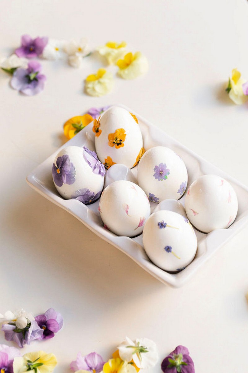 DIY Pressed Flower Eggs