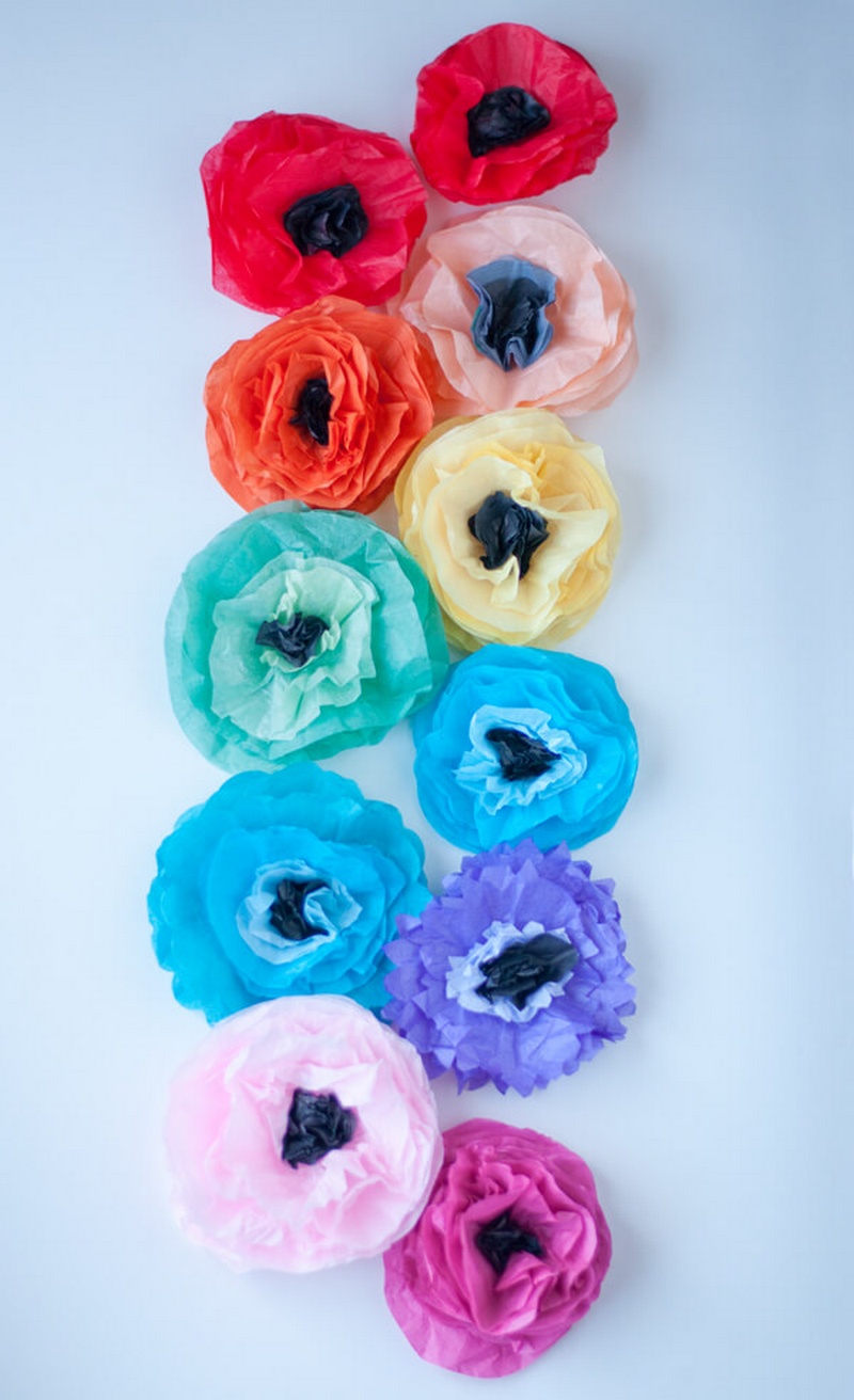 DIY Tissue Paper Poppy Magnets