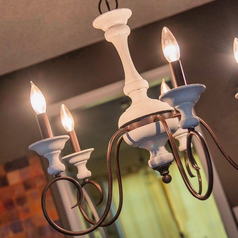 Easy Elegance DIY Vintage Chandelier