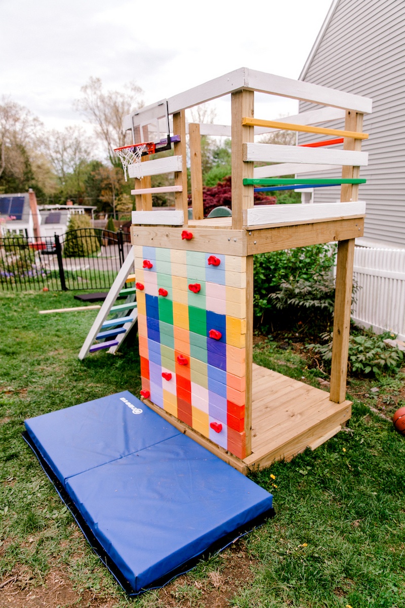Fantastic DIY Backyard Playground