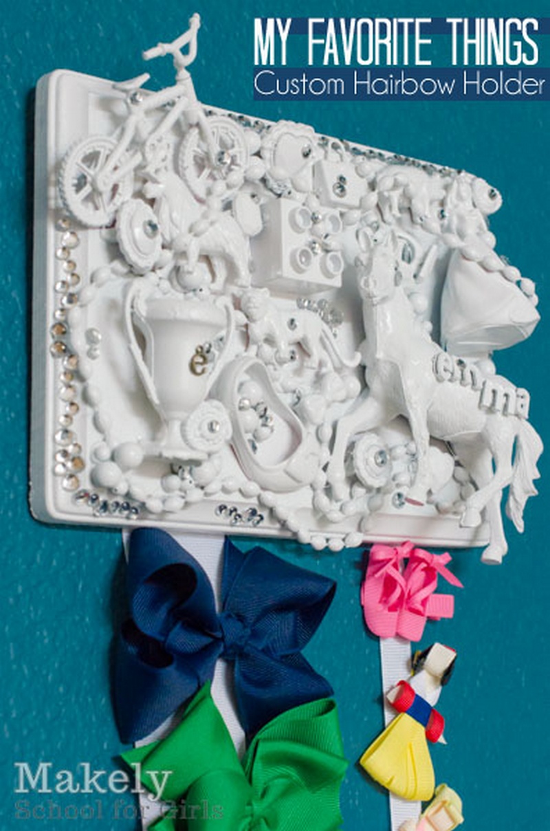 Make It My Favorite Things Bow Holder