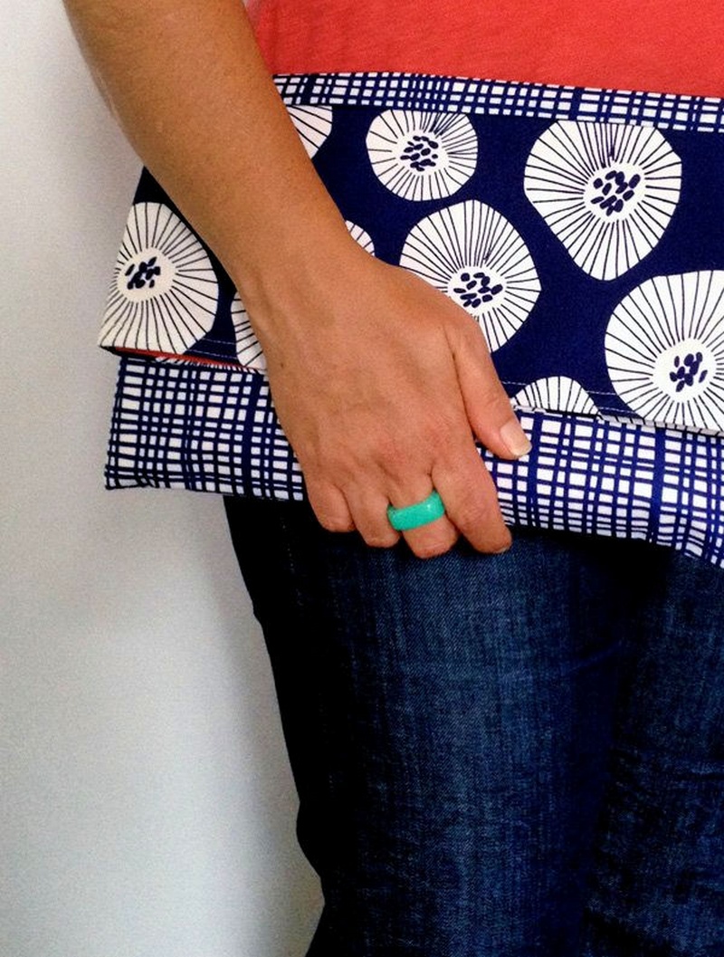 The Easiest Way to Make Your Own Gorgeous Envelope Clutch