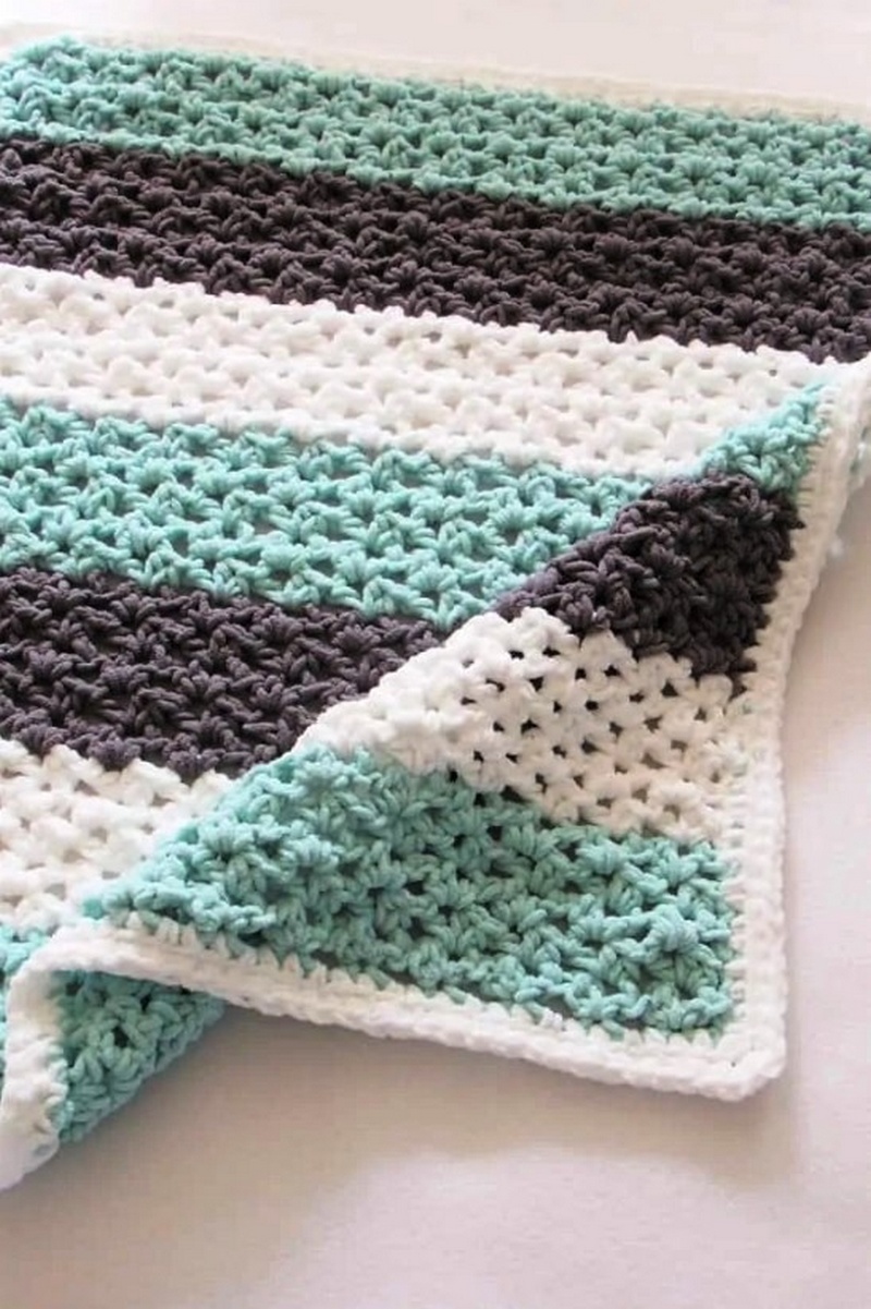25 DIY Bernat Blanket Big Yarn EASY Susie Harris