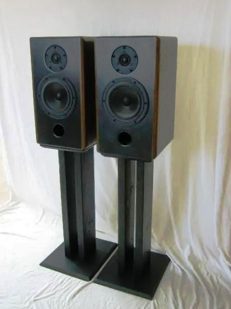 Custom DIY Speaker Stands