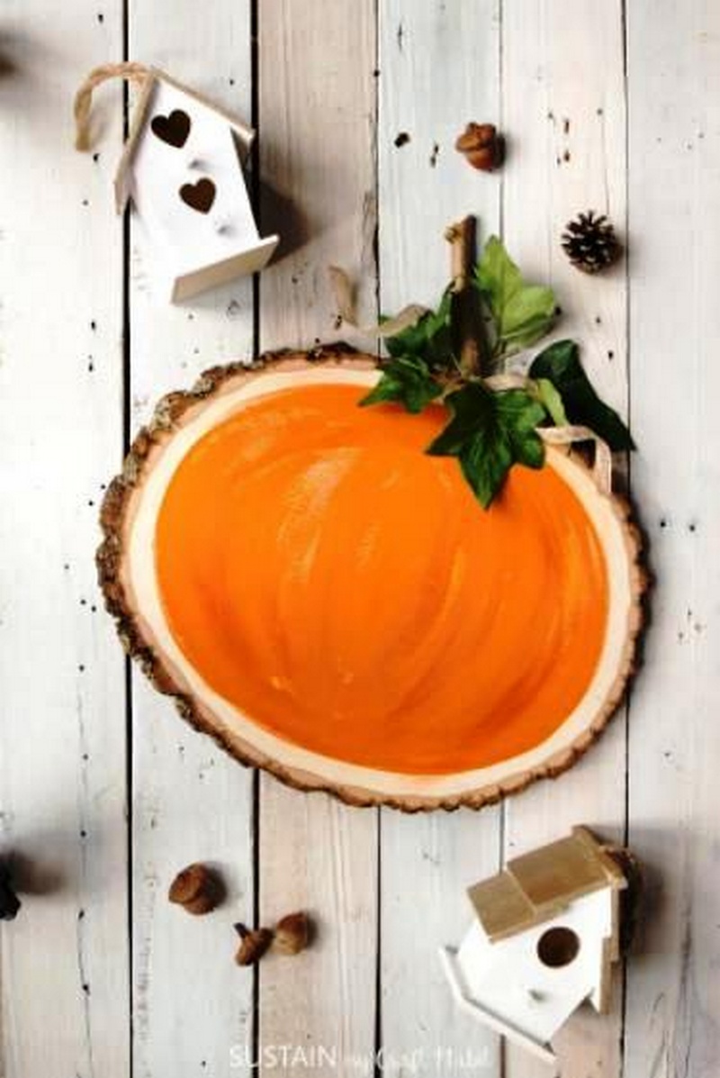 DIY Pumpkin Decor Reversible Wood Slice Pumpkin