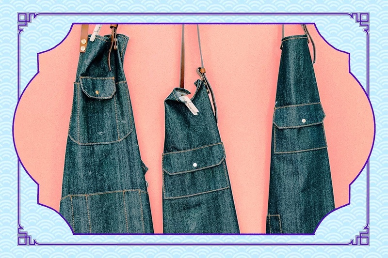 How to Turn Your Well Worn Jeans Into a Stylish Rugged Apron