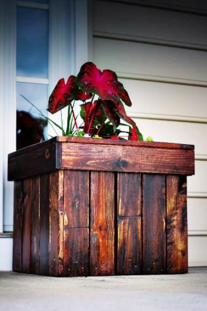 Planter Box From Pallets