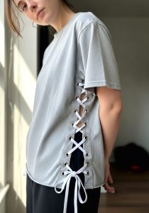 30 DIY T Shirt Cutting Ideas No Sew Ideas - Susie Harris Blog