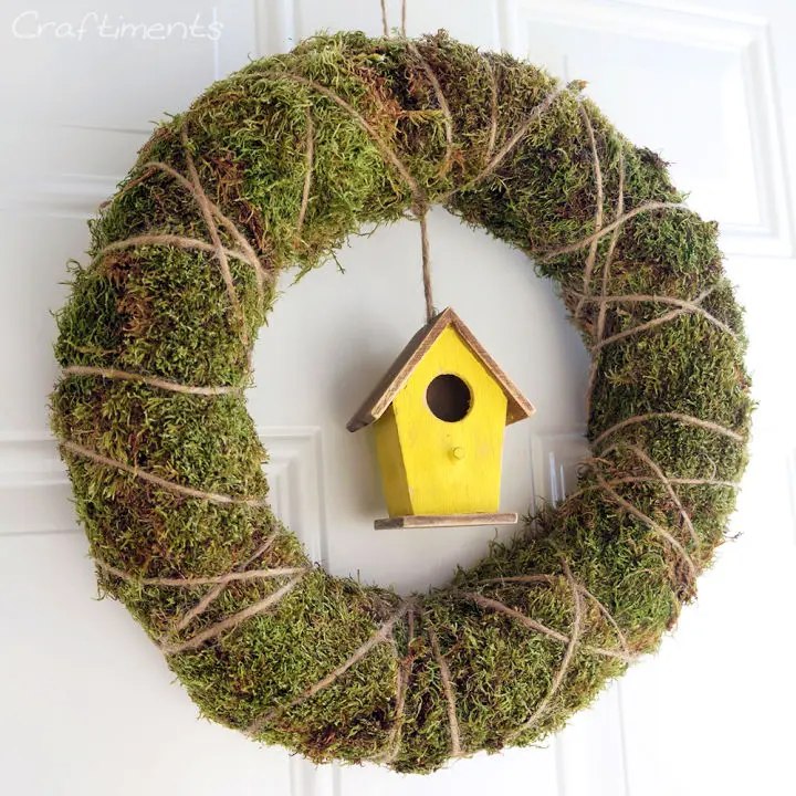 DIY Birdhouse Wreath