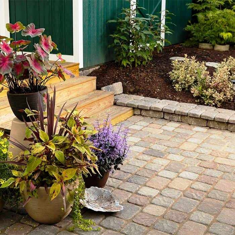 How to Lay Pavers for a DIY Patio