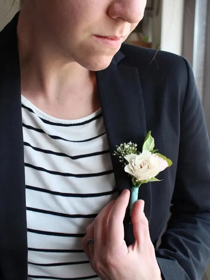 How to Make a Boutonniere