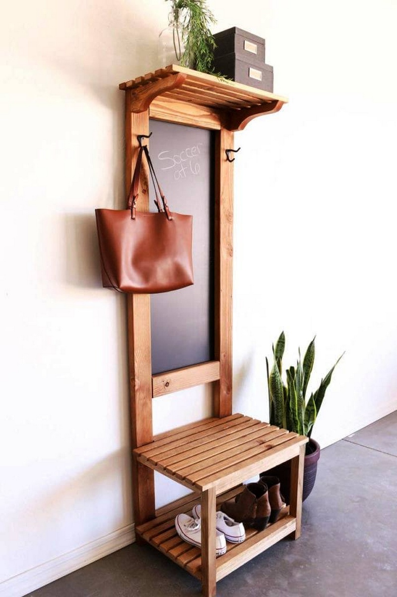 25 DIY Hall Tree Projects That Are Useful - Susie Harris