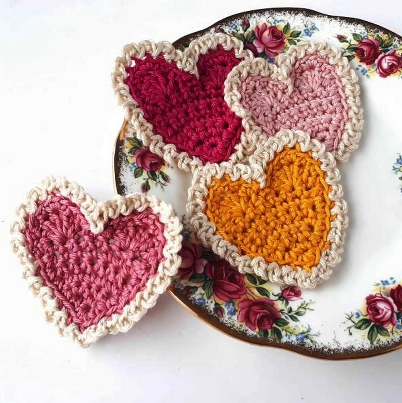 Vintage Crochet Hearts – Free Crochet Pattern